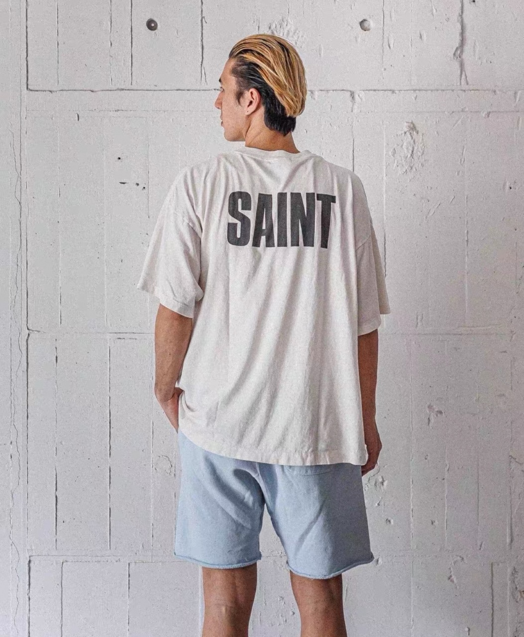 Balanciag@ Friends White Tee