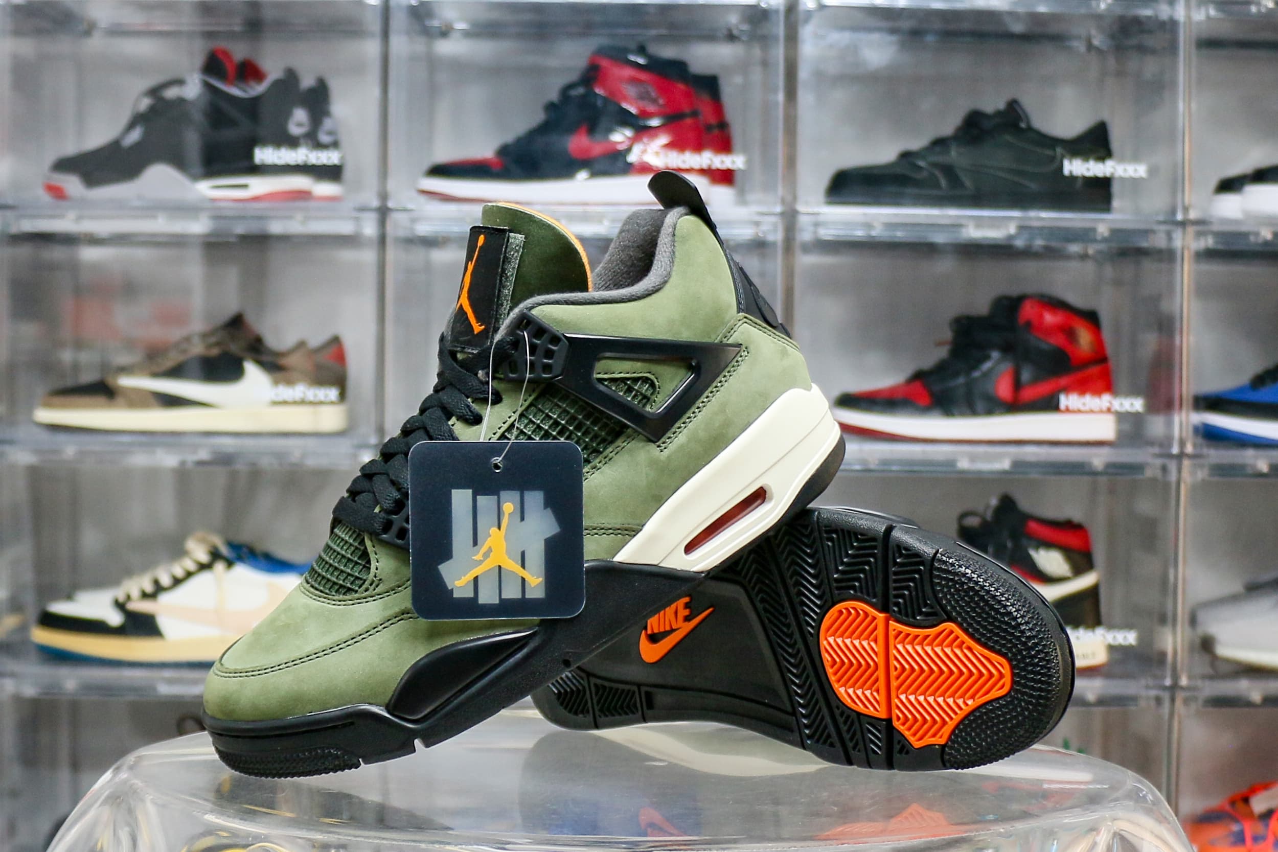 Jordan 4 Retro OG SP Undefeated 2025 (LN5 A1 Batch)