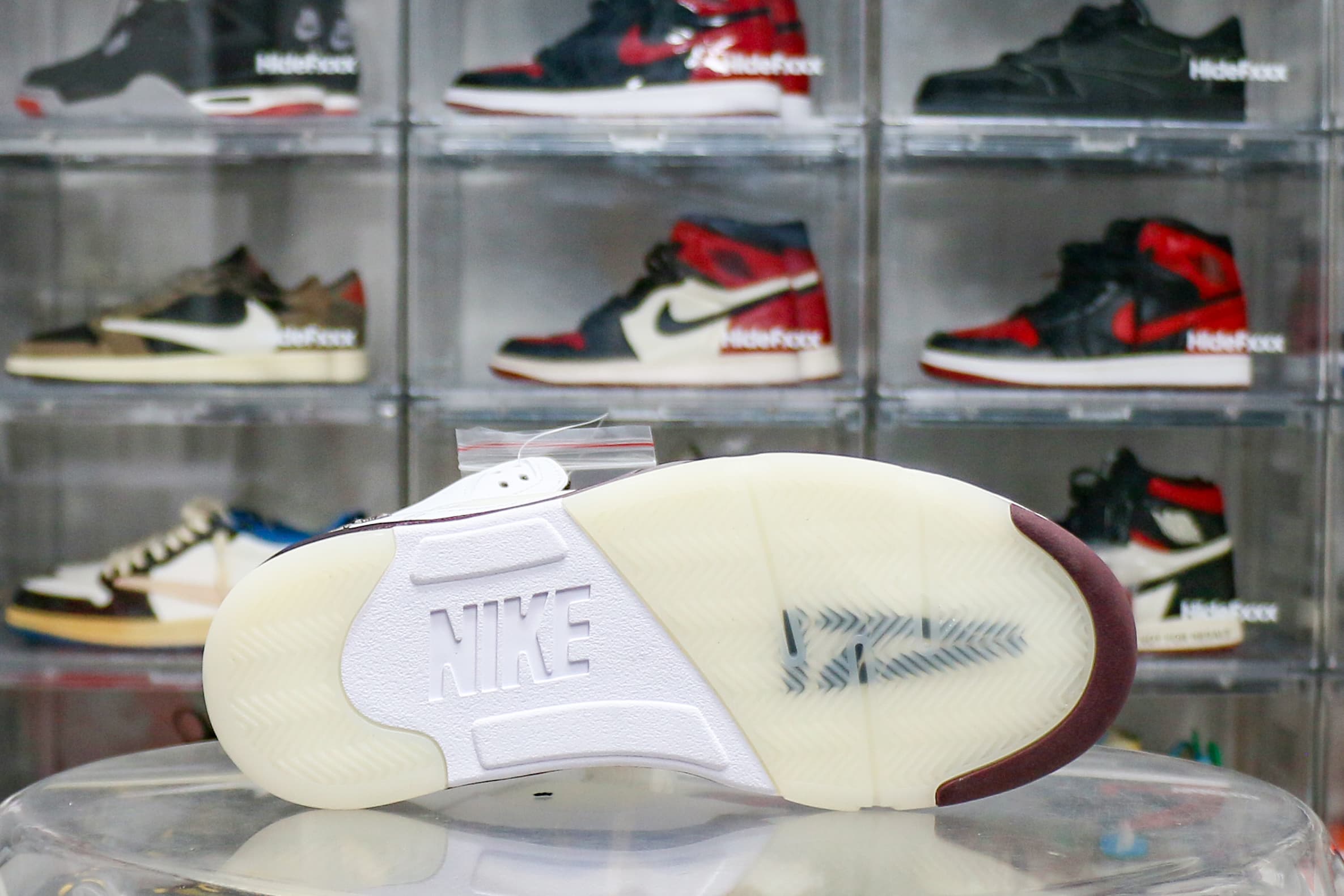 A Ma Maniere X Jordan 5 Retro OG Violet Ore