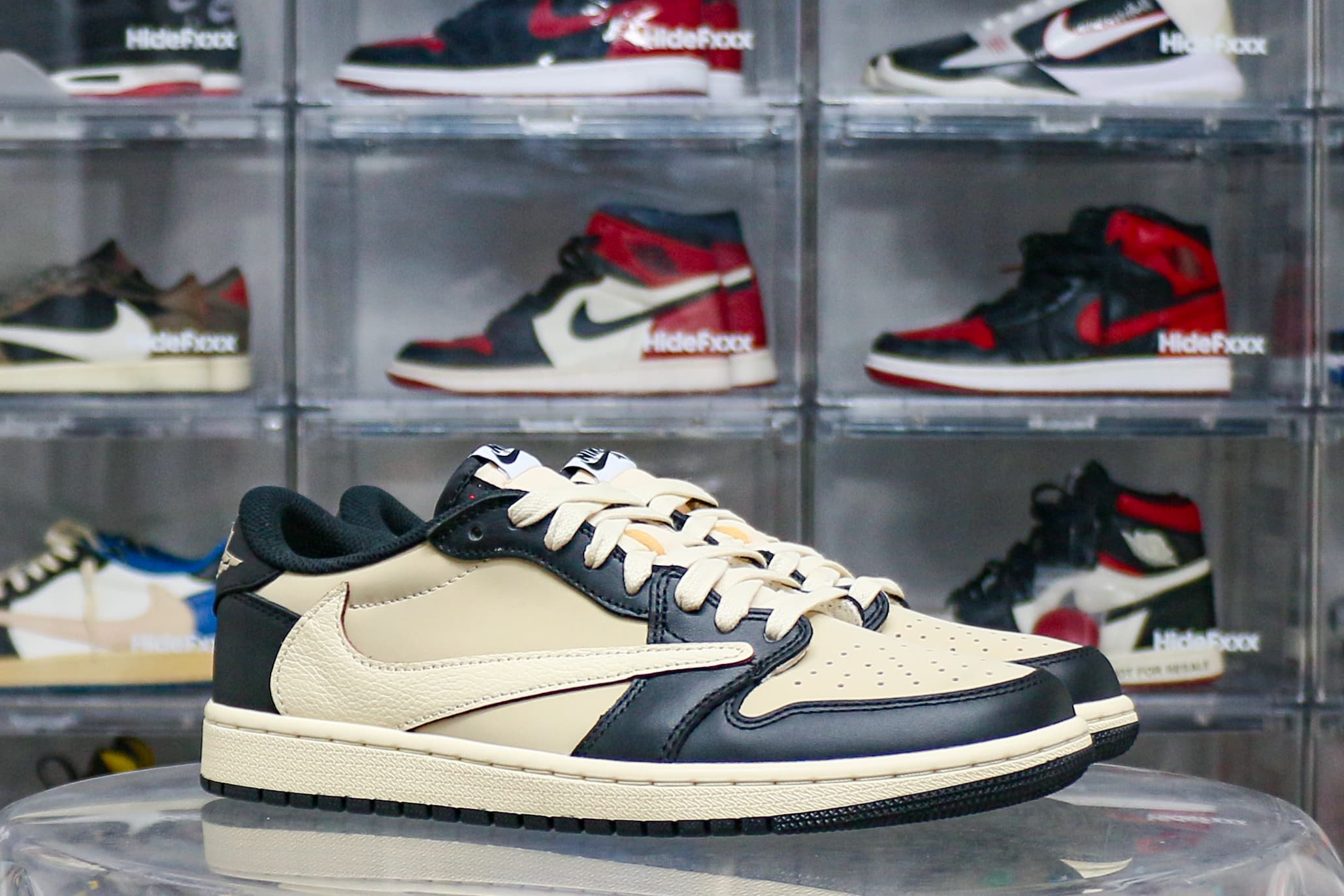 Travis Scott x Air Jordan 1 Retro Low OG Pale Vanilla Custom