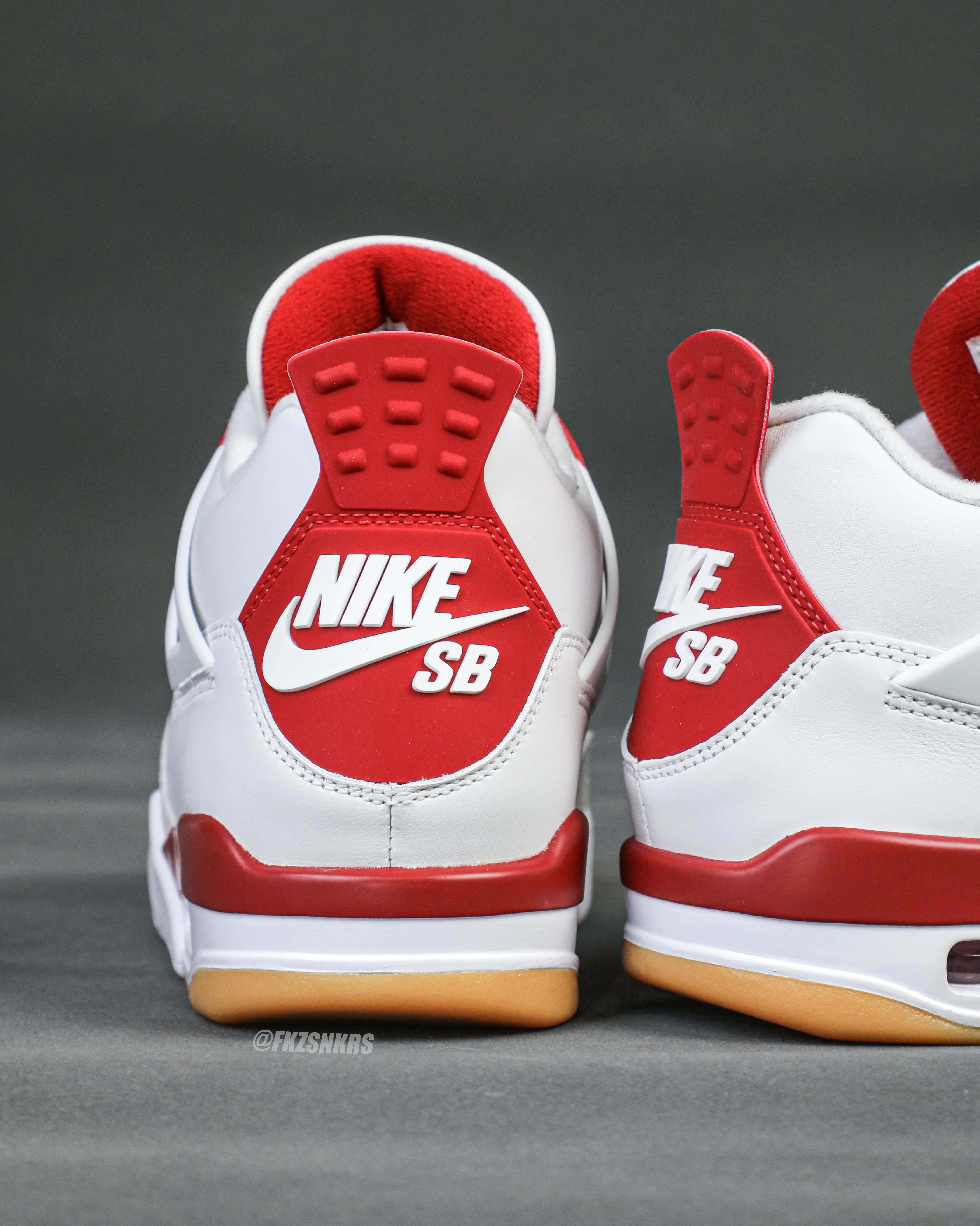 Nike SB x Air Jordan 4 Varsity Red is a Family & Friends (LN5 A1 Batch)
