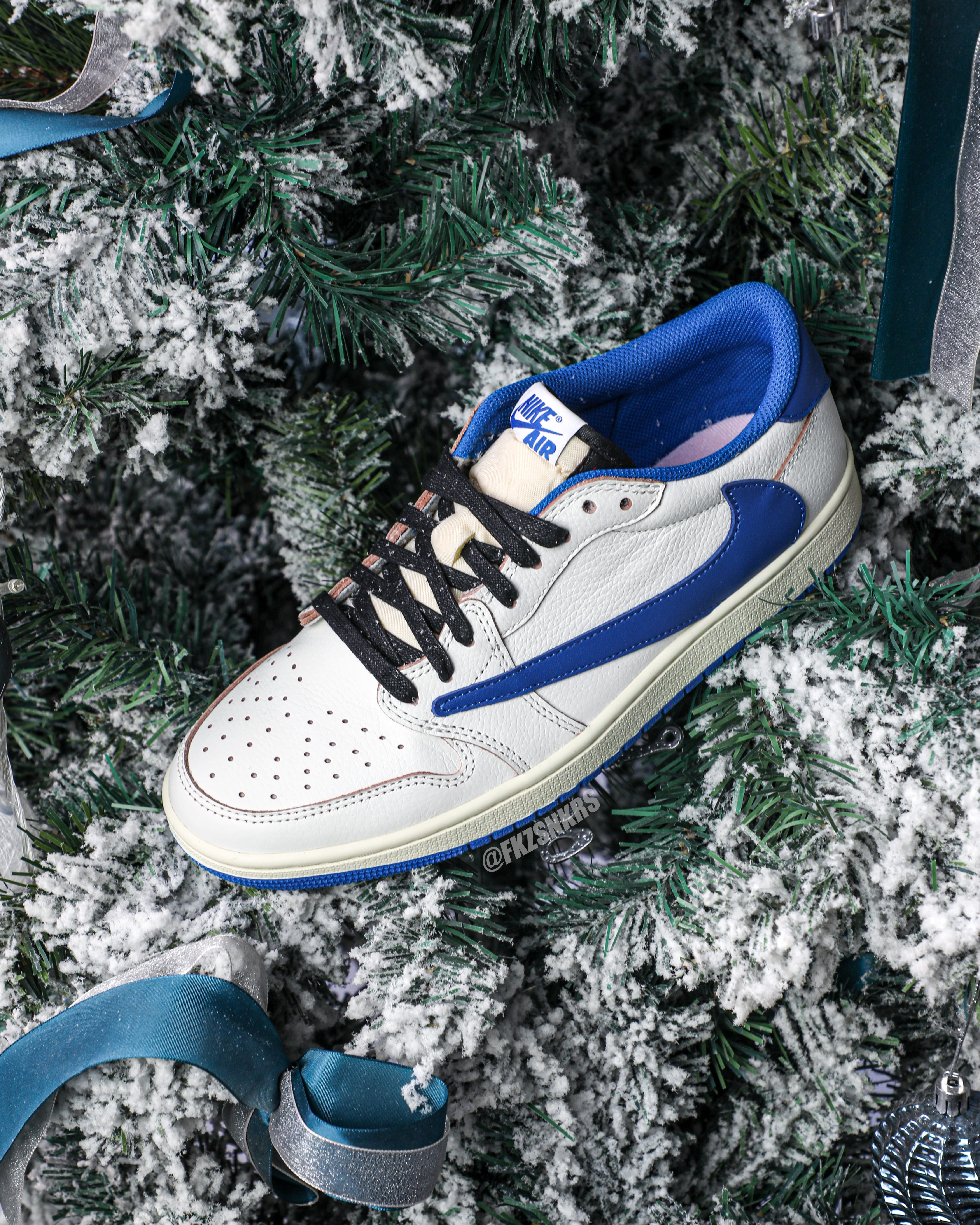 Travis Scott x Fragment x Air Jordan 1 Low OG (Ln5 A1)